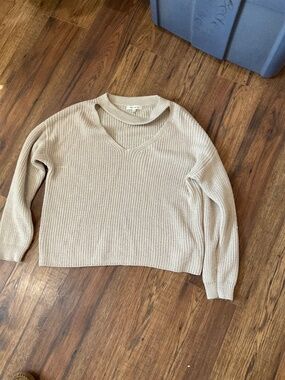 Women cream choker neck sweater S/M